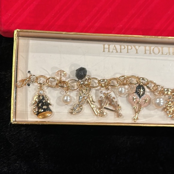 Brand new Happy holidays new year bracelets - Picture 2 of 4